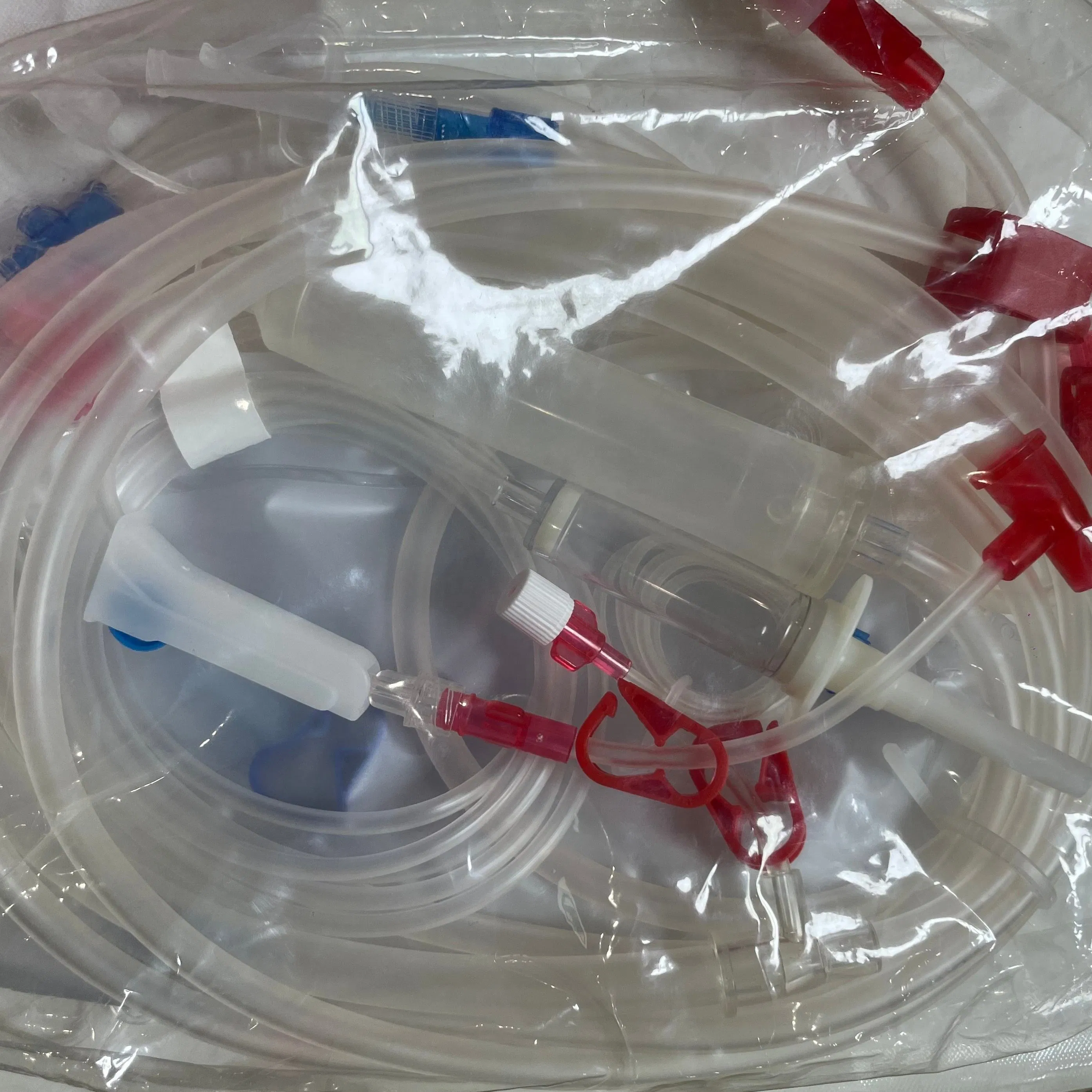 Compact Blood Tube System for Easy Hemodialysis Line Integration
