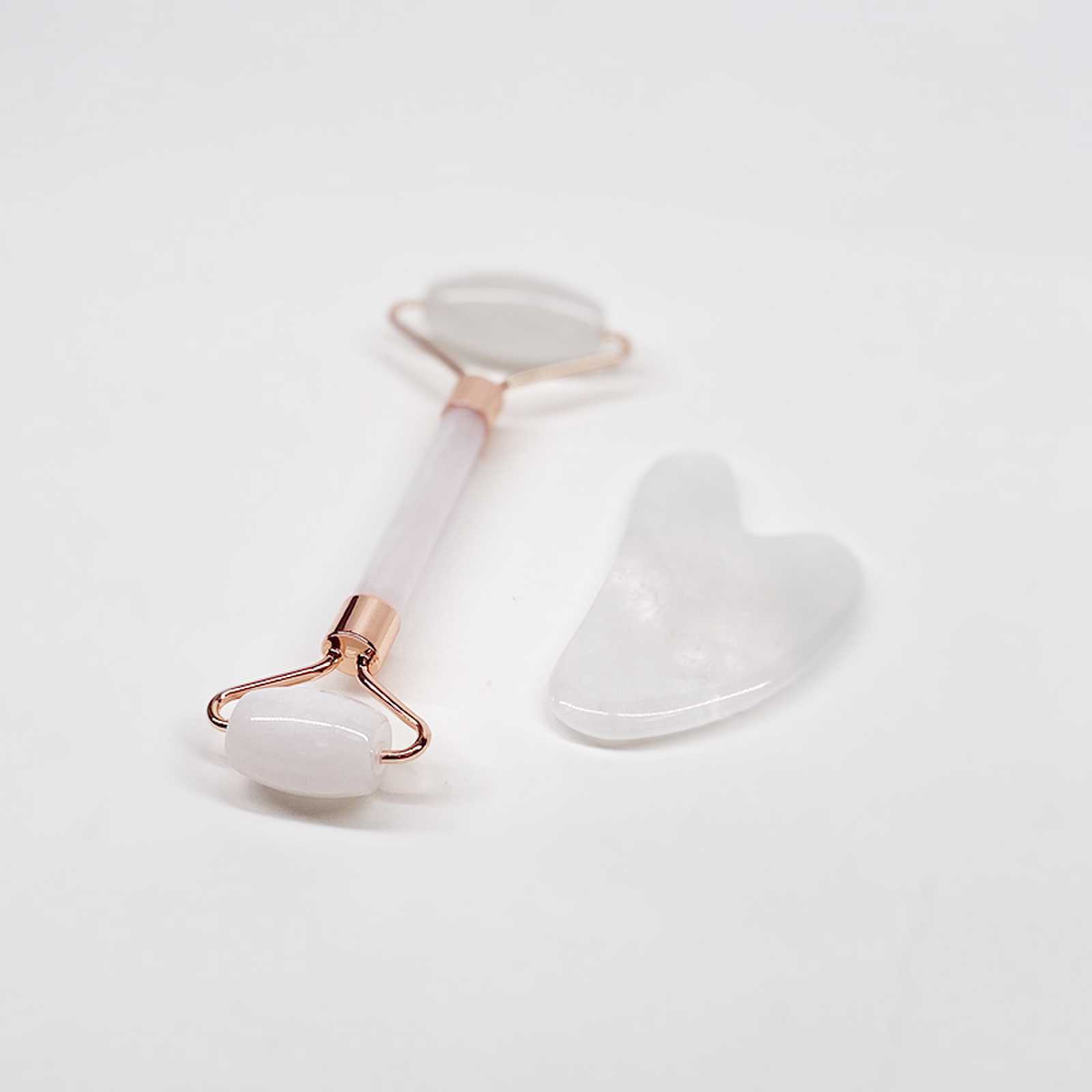 Wholesale Skin Care Tools Custom Natural Facial Massage Crystal Roller Rose Quartz Face Jade Roller Gua Sha Set