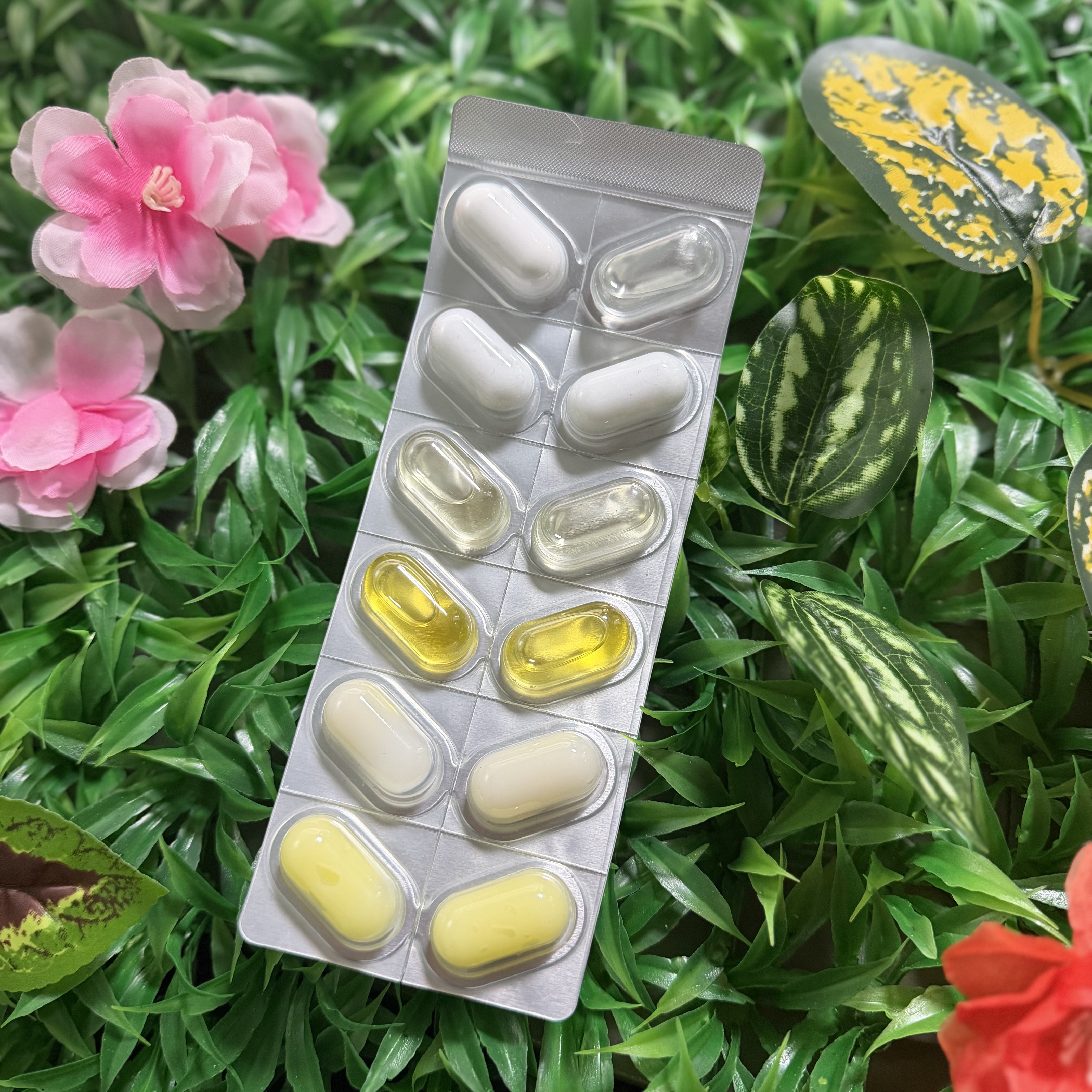 Wholesale Serum All Skin 7-Step Moisturizing Toner Emulsion Set Single-Use Capsules Exclusive Beauty Salons Skincare Care Set