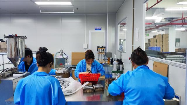 ROTT Beauty facial skincare products — moisturizers, serums, and creams OEM manufacturing