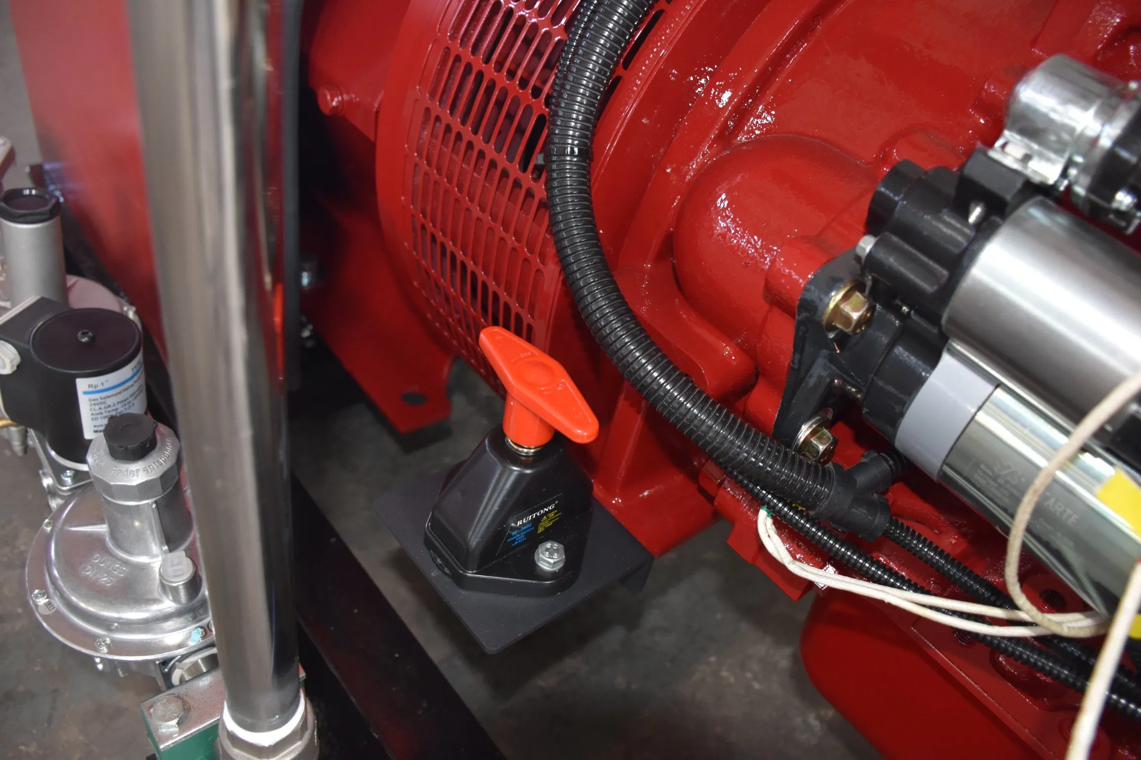 Alta Calidad 50Hz 1500rpm Turbina de Doble Combustible Diésel Hidrógeno Nitrógeno 90kw Motor de Potencia AC Commins Ysd Generador de Biogás Conjunto Generador de Biomasa