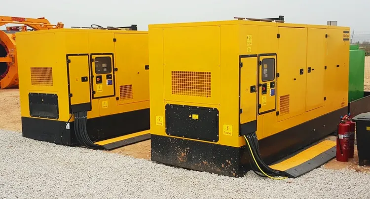 Generador Diesel Silencioso de Emergencia Prime de Fase 450kVA 360kw 3 - Cabina Protectora