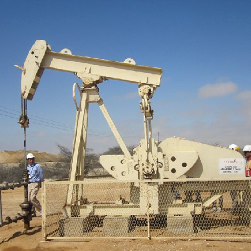 Unidad de bombeo de campo petrolero para extracción de petróleo con larga vida útil