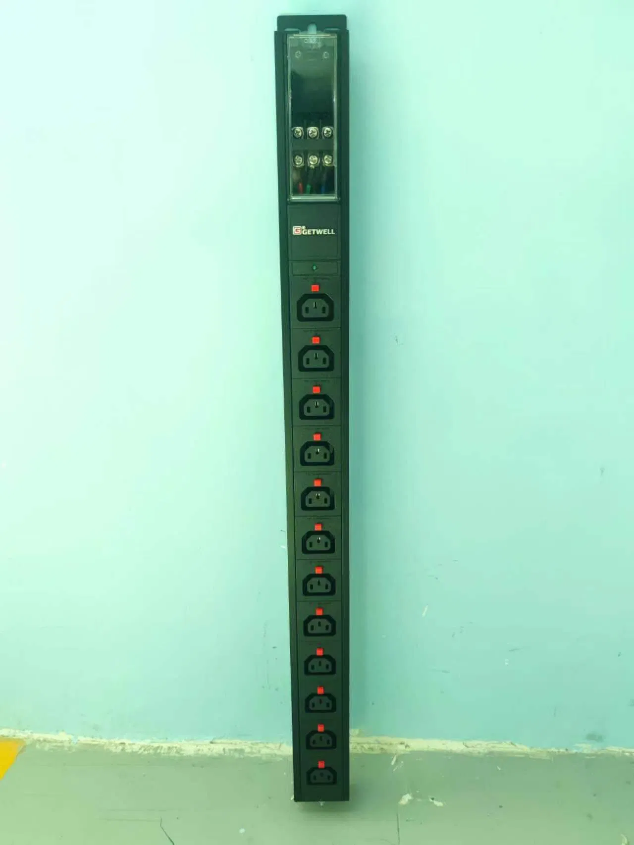 Unidad de Distribución de Energía Medida de Alta Eficiencia para Centros de Datos 32A 415V