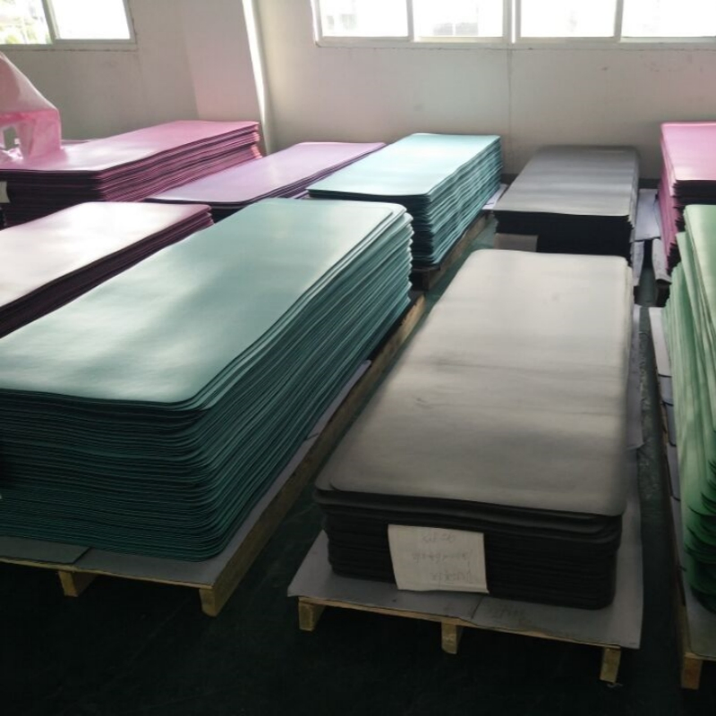 High Quality Light Carrying PU Yoga Mat Anti Slip Natural Foldable Yoga Mat Roll