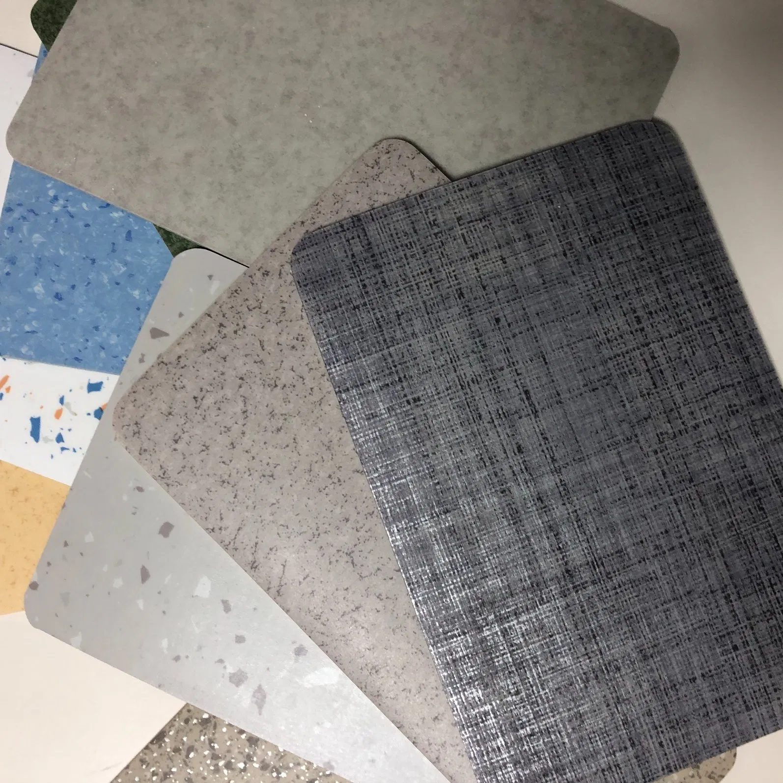 Waterproof Scratch-Resistant PVC Commercial Flooring for Family Homes