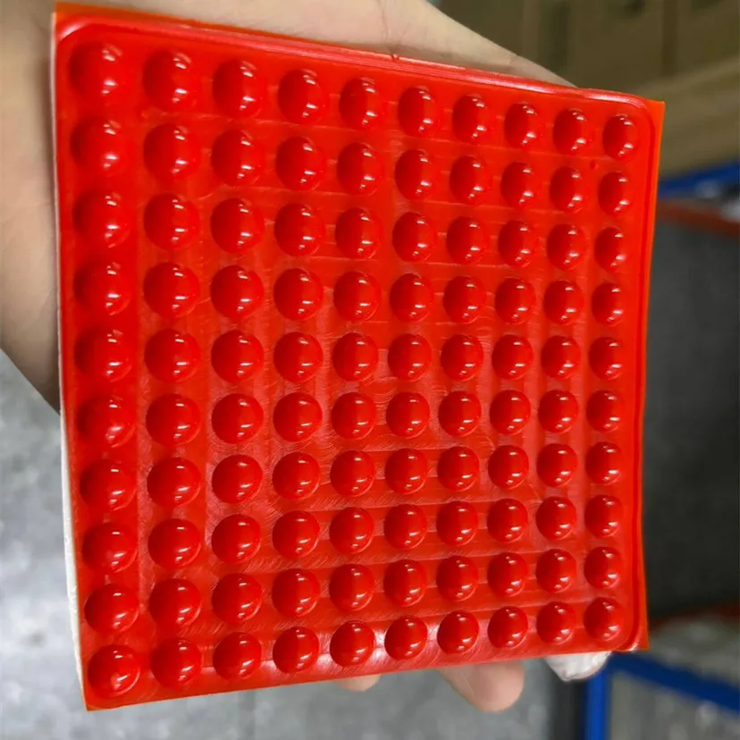 Rubber feet display 4