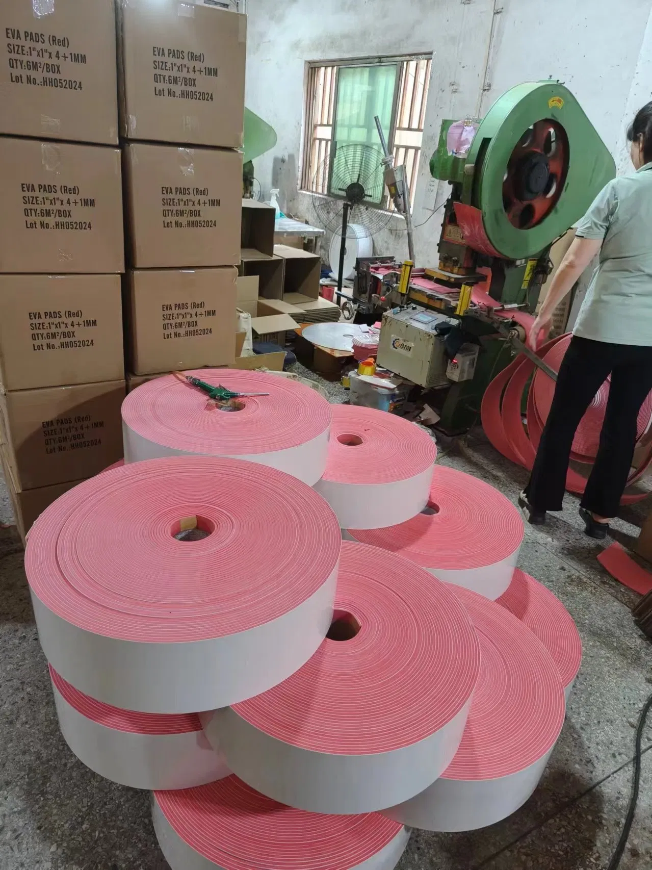 18mm*18mm*3mm Rubber + Adhesive Film EVA Spacer Separator Protector Pads for Glass