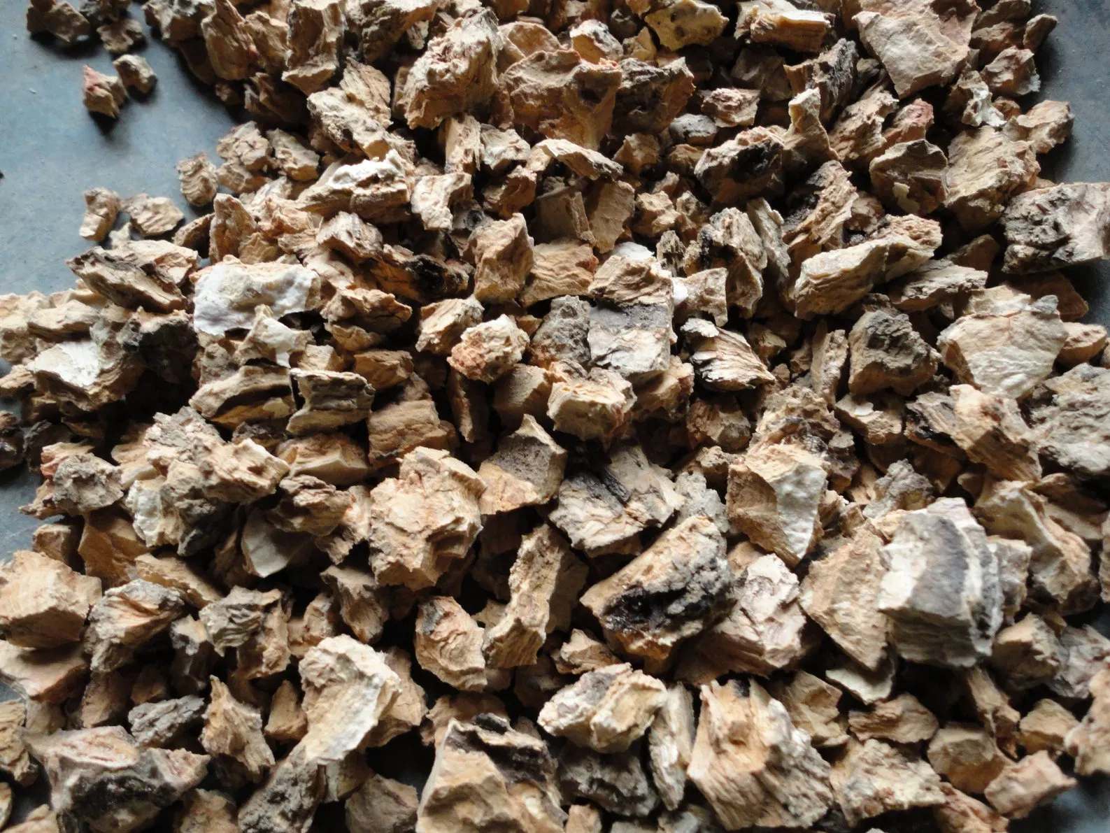 High Quality Cork Granule Raw Materials for Cork Padding