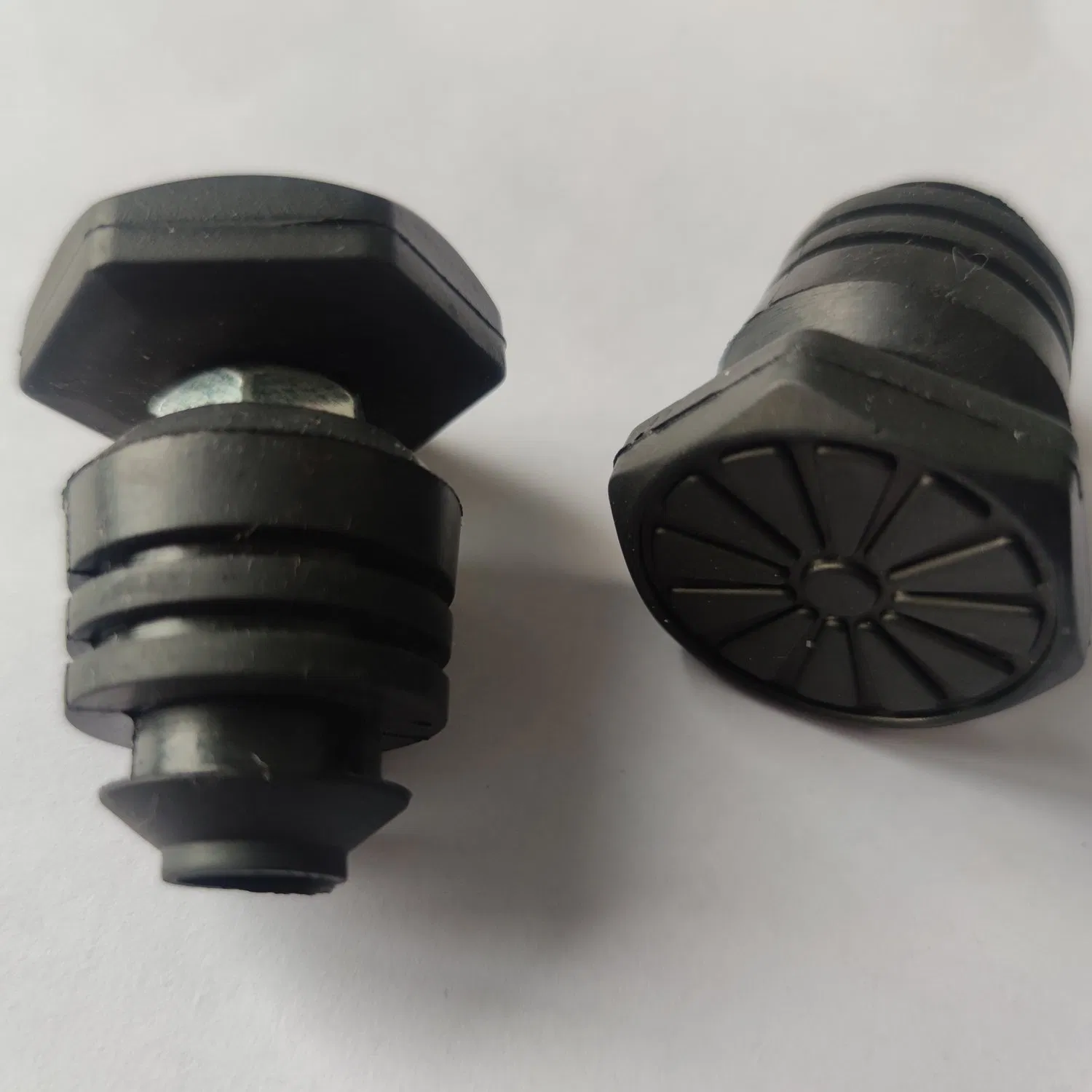 Custom Adhesive Bumper Vibration Isolation Cushioning Silicone Rubber Crash Pads