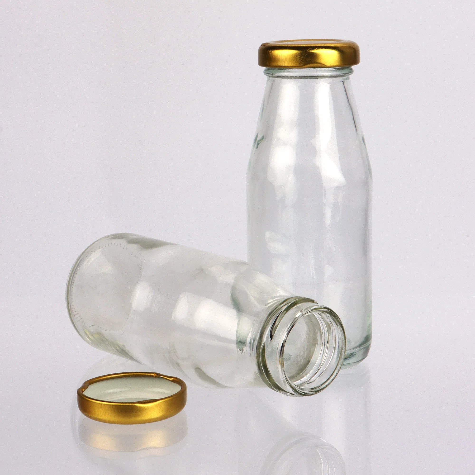 Wholesale 1000ml 500ml 400ml 250ml 200ml French Square Glass Beverage Bottles with Plastic Lid for Fruit Juice Milk