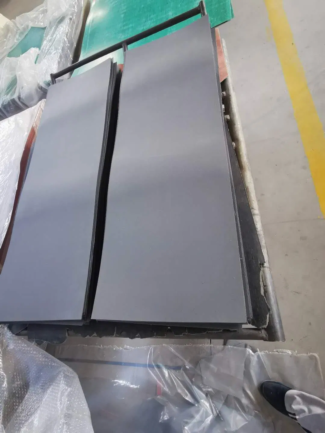 Asbestos Composite Board Black or Gray Color Tinplate Reinforced