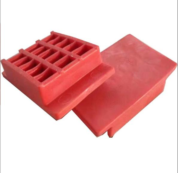 Custom Basketball Gym Sports Wooden Floor Shock Absorbing Rubber Pad Strip Cushioning Pad Damping Pad Wooden Keel Leveling Rubber Wedge Buffer