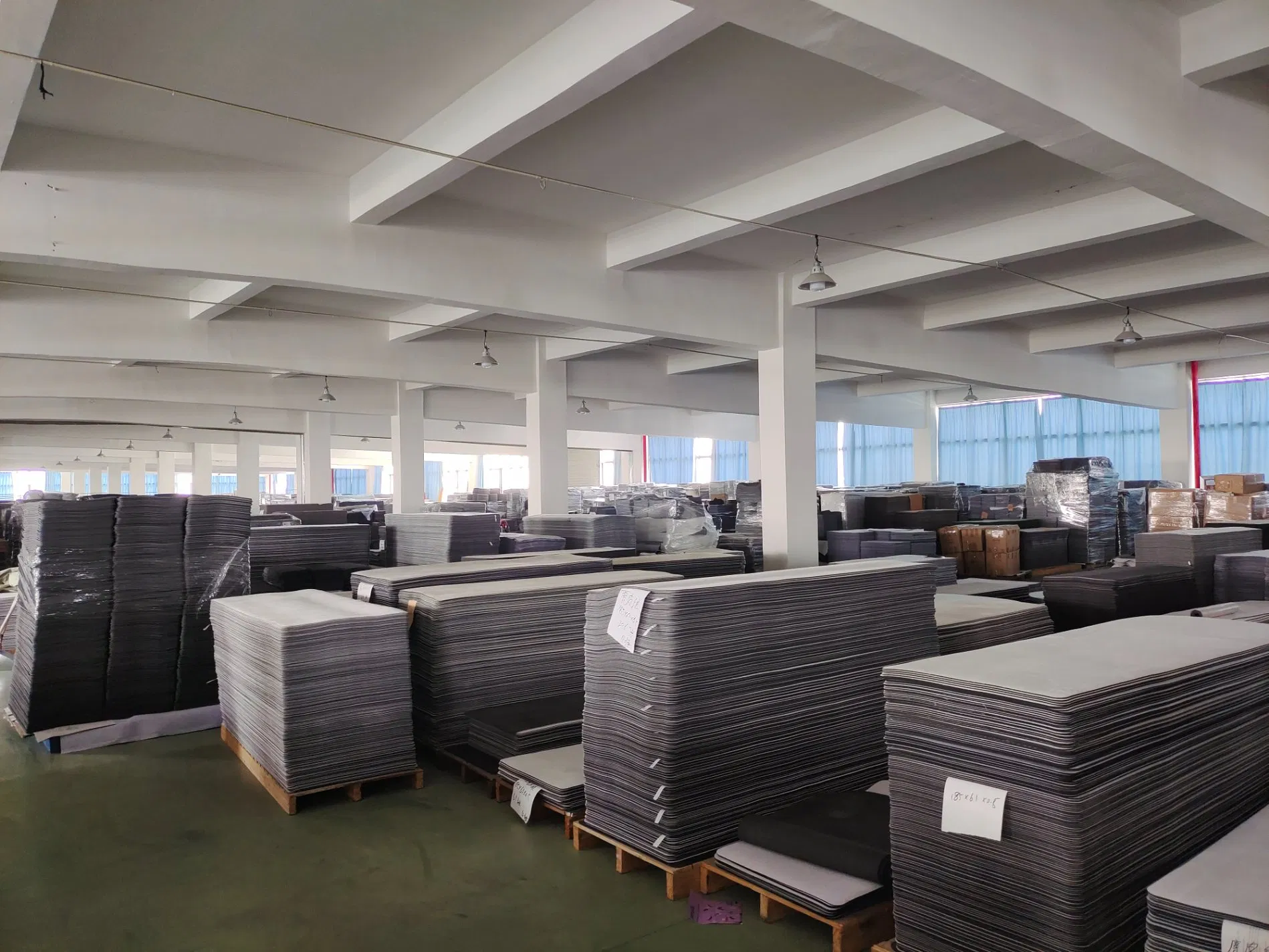 Eco-Friendly Cork Surface Custom Fitness Mat Yoga Mat 100% Natural Rubber Backing Yoga Mat Roll