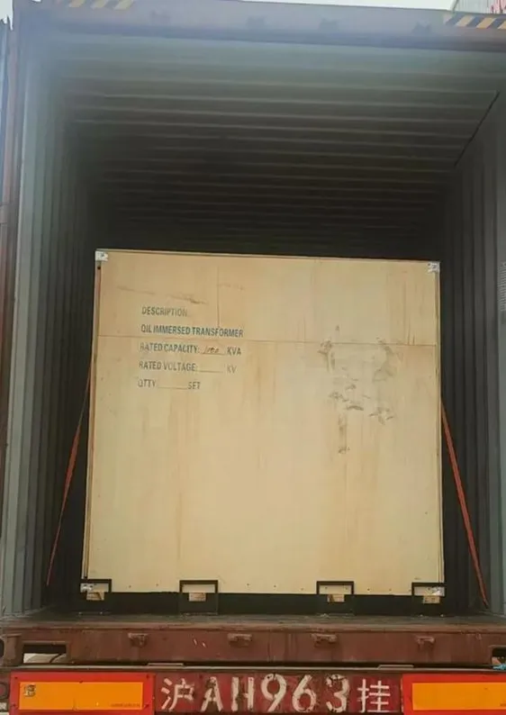 Embalagem do transformador para envio 2