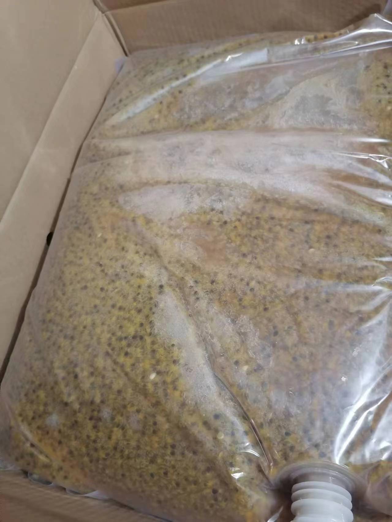 Direct From Factory IQF Frozen Passion Fruit Halves 14 Brix For Juicing