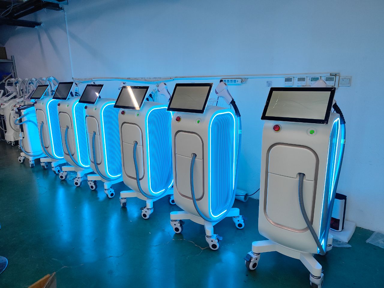 High Power Laser Beauty Machine 808nm Diodes Hair Removal Machine for Women - Buy Remove Hair Laser Machine