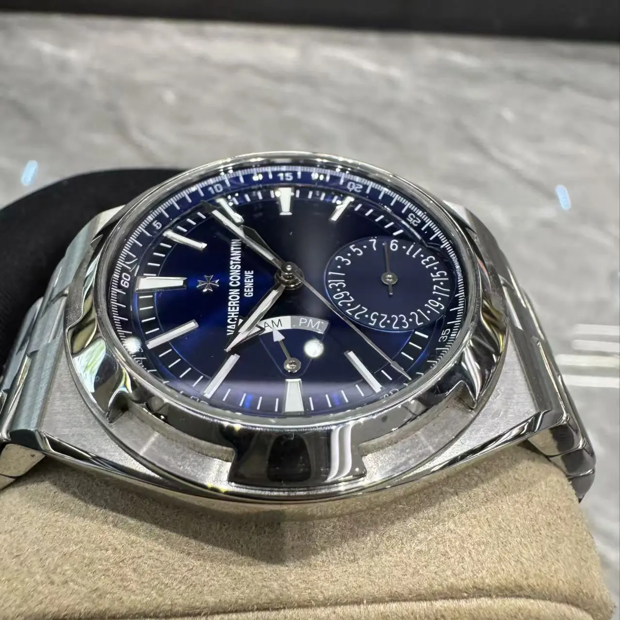 Vacheron Constantin Side Angle View