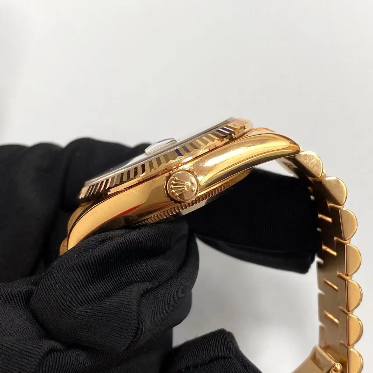 Rolex Day-Date 36 Side Dial View