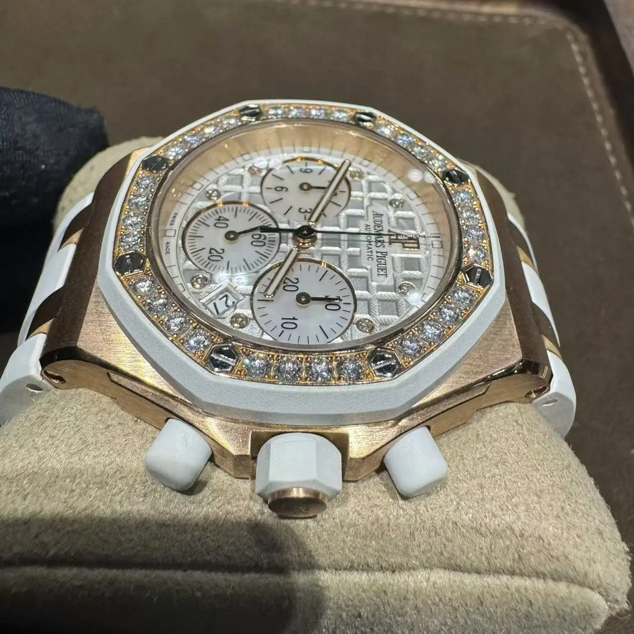 Audemars Piguet Royal Oak Offshore Lady side dial view
