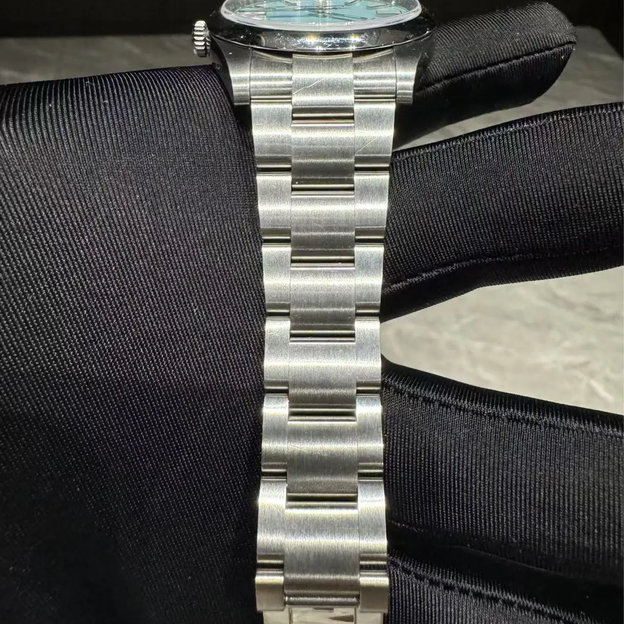 Rolex Oyster Steel Link View 1