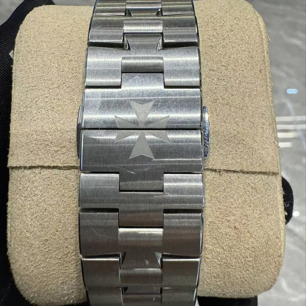 Vacheron Constantin Clasp Profile