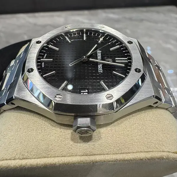 Audemars Piguet Royal Oak Dial Detail