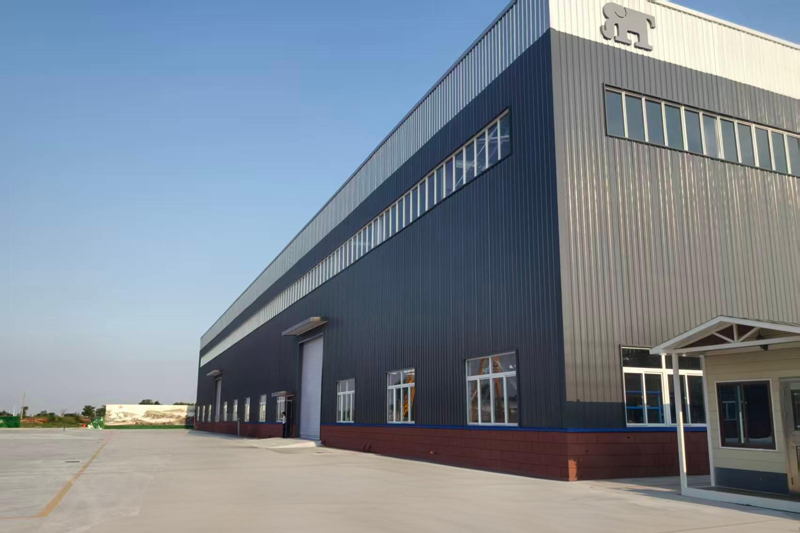 Screening and packaging machinery. Multi-level vibrating screen for refined salt, automatic packaging machine for refined salt (5).jpg