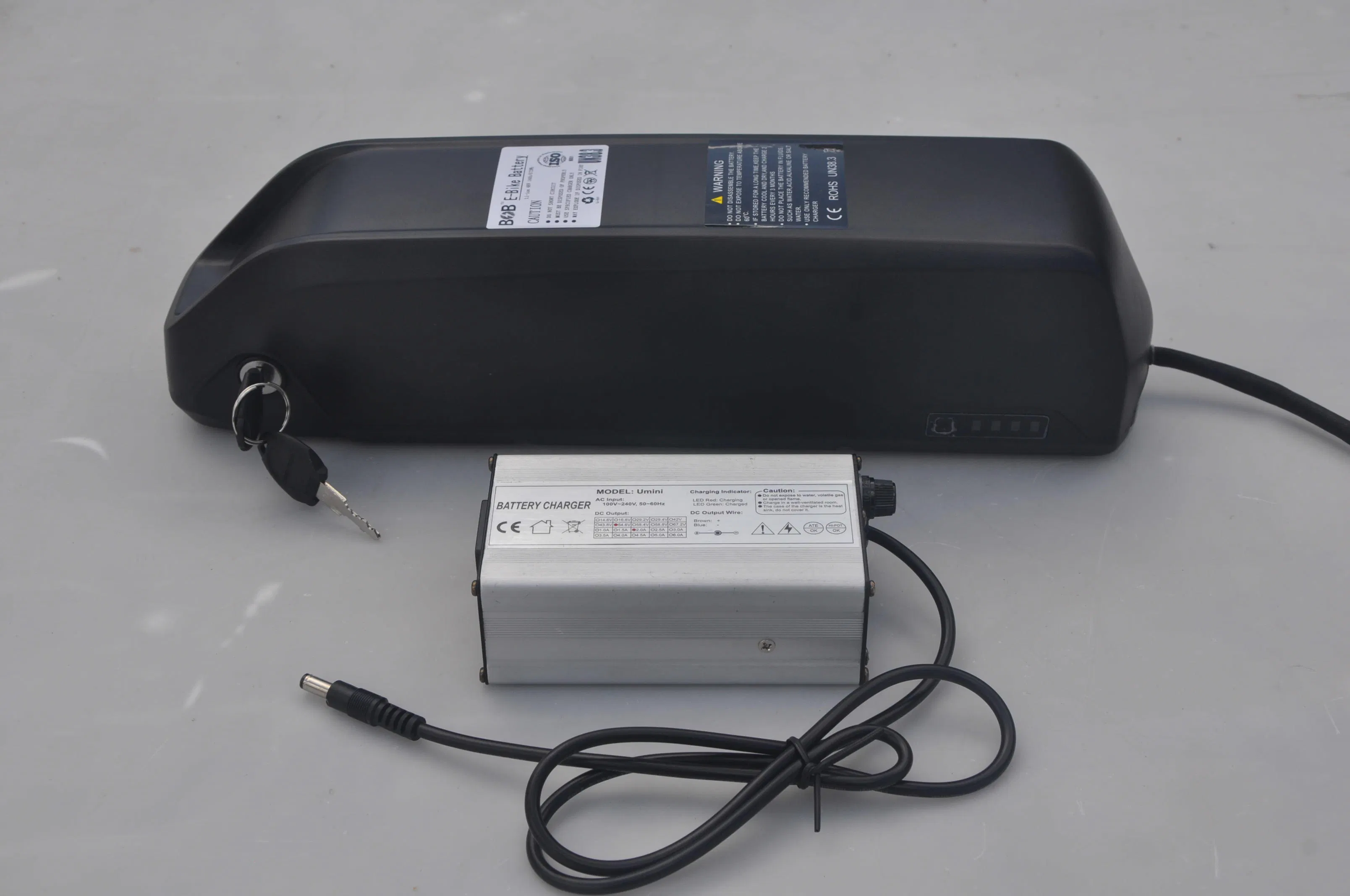 52V 14ah 17.5ah 40A بطارية دراجة كهربائية قابلة لإعادة الشحن من أيون الليثيوم بطارية سكوتر كهربائي بطارية كرسي متحرك من أيون الليثيوم 18650 حزمة بطارية