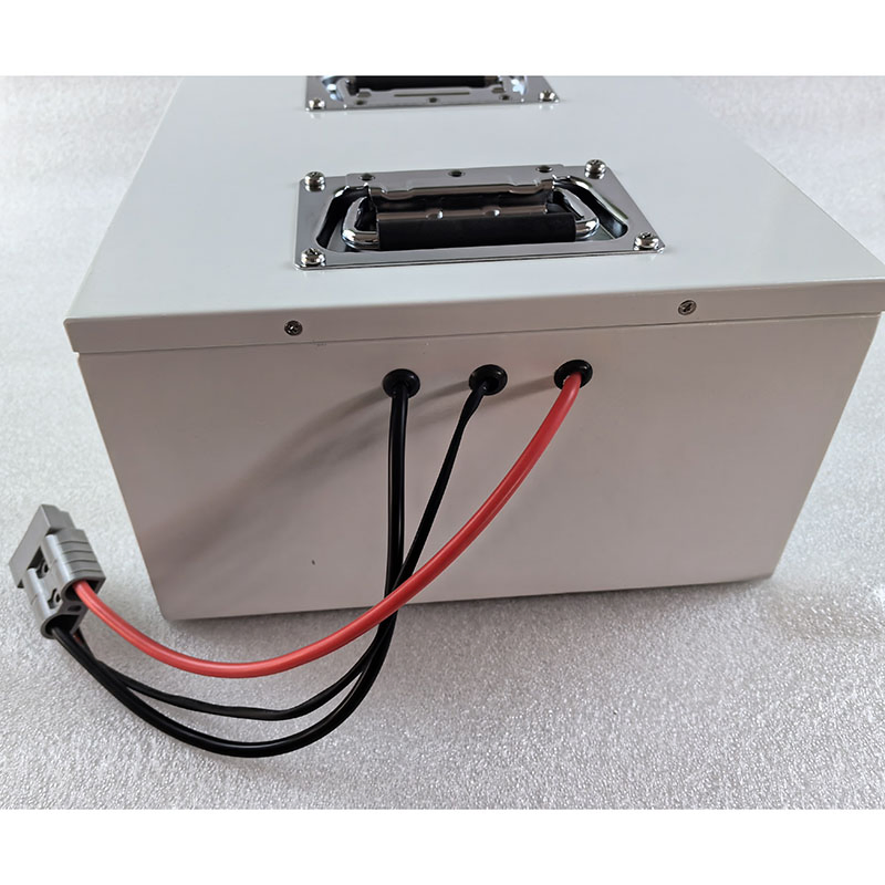 بطارية ليثيوم أيون قابلة لإعادة الشحن لدورة عميقة للمركبة الذكية للنقل 24V 80ah LiFePO4 لآلية النقل الذاتية وشاحنة الماستر
