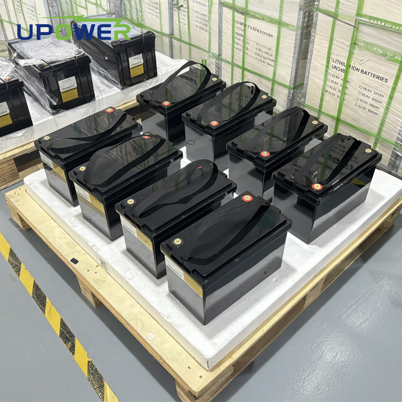 أنظمة احتياطي الطاقة الشمسية لسيارات الجولف من يولي 12V 100ah LiFePO4 حزمة بطارية أيون الليثيوم 6000 دورات مواد الكاثود