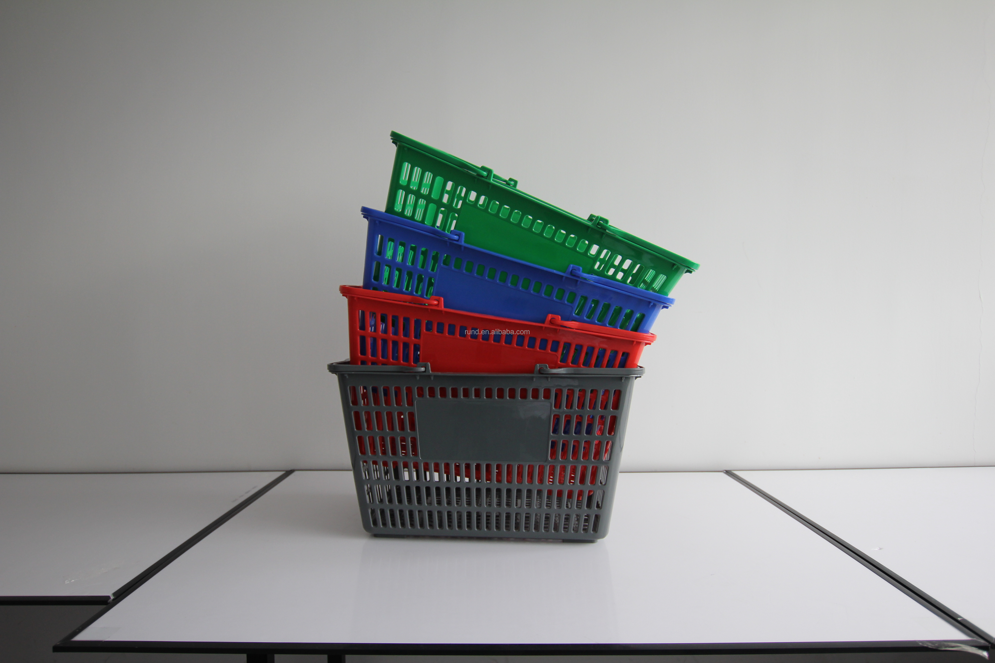 Plastic Hand Basket Double Rod Shopping Frame Wheel Shopping Mall Number of Hand-held Shopping Baskets Cable-stayed 0