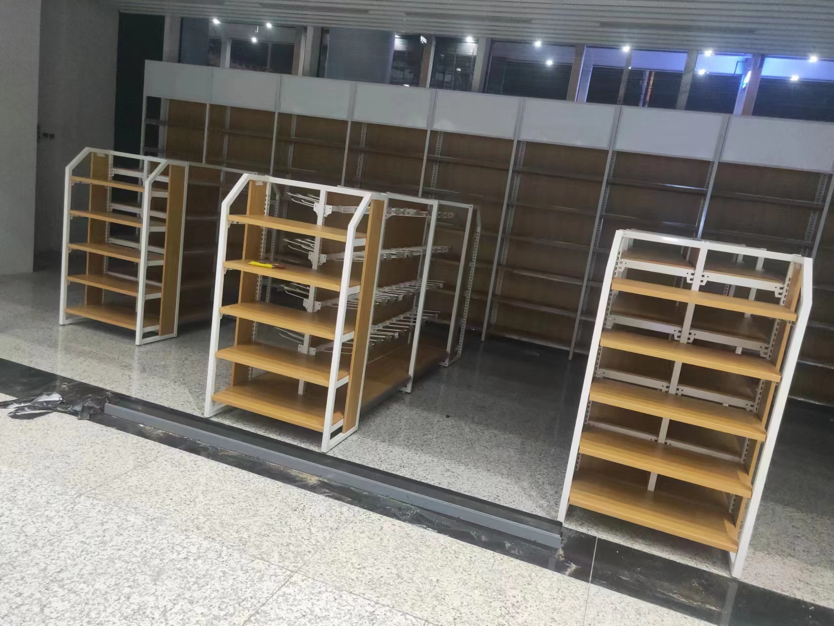 Customized Wood Supermarket Shelves  Convenience Store Shelving Runda