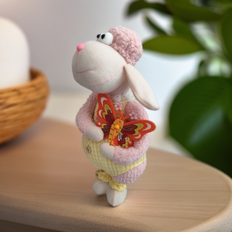 Custom Handmade Seasonal Decor Plush Sheep Figurines for Gifts and Collections