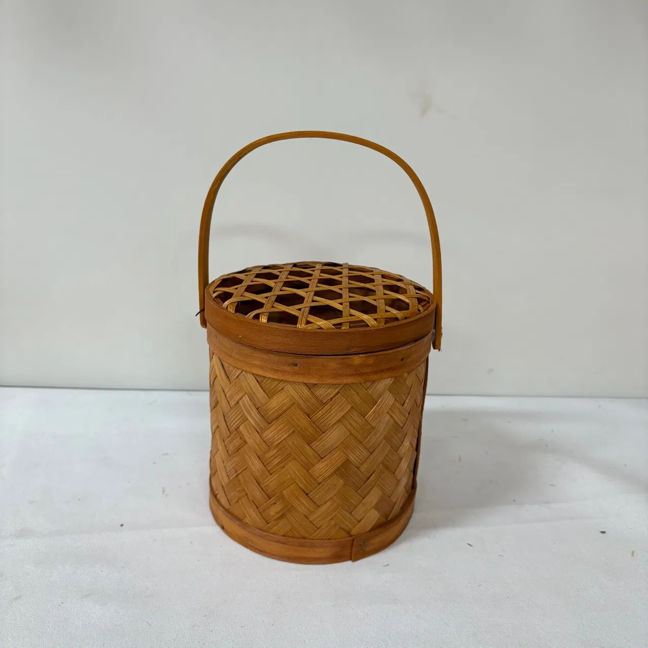 Unique Chinese-Style Bamboo Basket for Artisan Craft Lovers