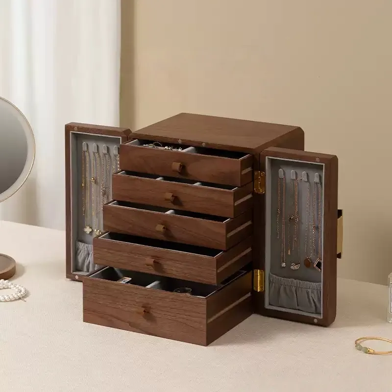 Wooden Storage Box Detail 3