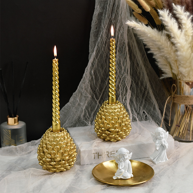 Polyresin Christmas Decorative Tabletop Gold Silver Pinecone Pillar Candle Holder