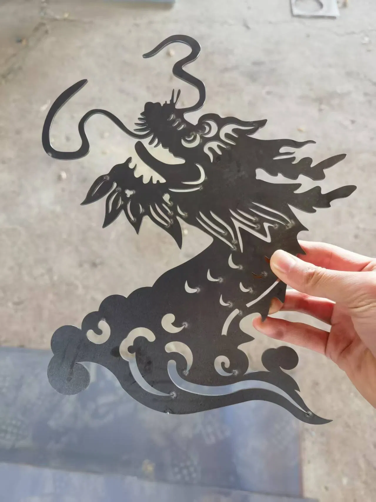 Plane Laser-Cut Custom Metal Chinese Dragon and Phoenix Crafts for Wall Decoration Art