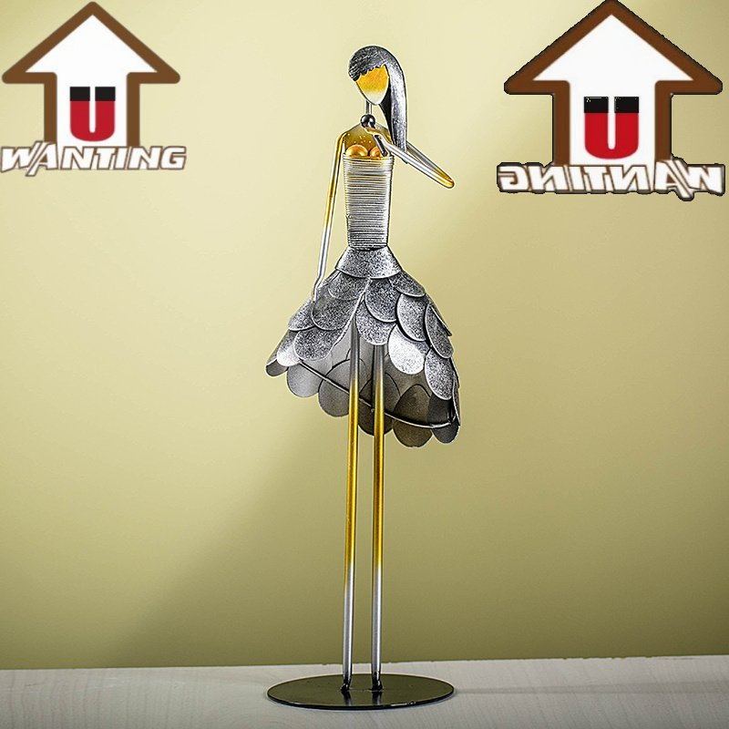 Iron Craft Custom Metal Moveable Music Girl Decorative Crafts Interior Living Room Tabletop Figurines