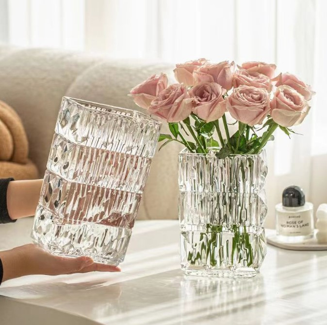 Customized Creative Home Flowers Roses Lilies Simple Tabletop Decorative Vase