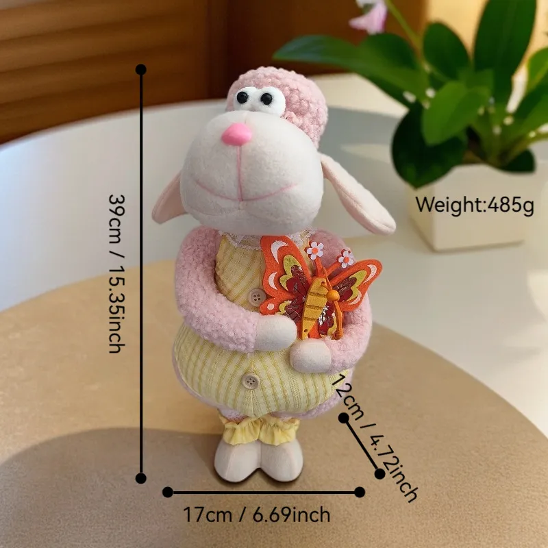 Sheep Figurine Detail 1