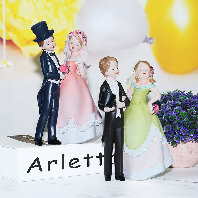20cm 8inch Home Decoration European Resin Crafts New Wedding Desktop Gift Decorations Handmade Wedding Couple Lover