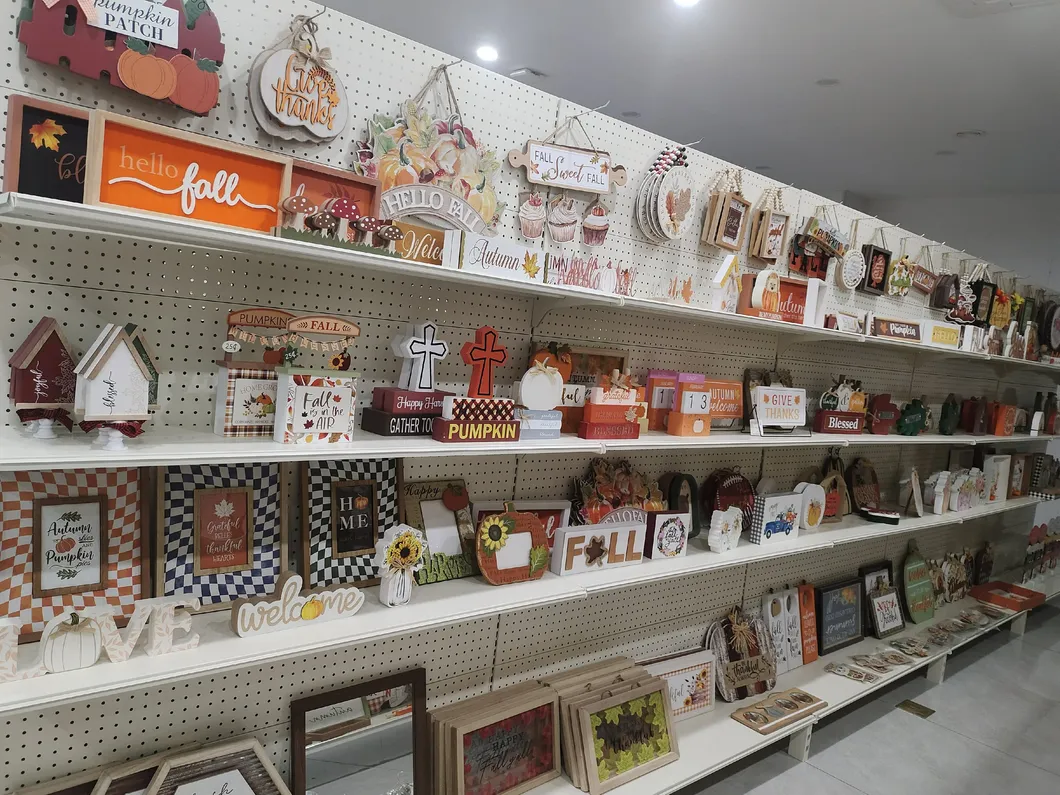 Wooden Wall Hanging Craft 1