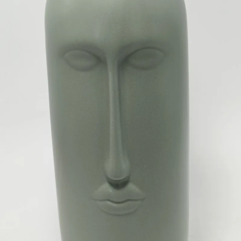 Ceramic Vase Photo 4