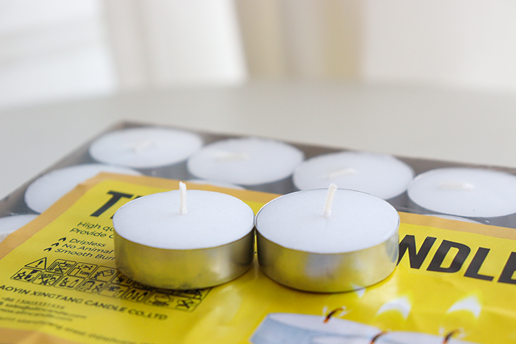 Artisan Tealight Candle in Paraffin Wax for Elegant Home Lighting