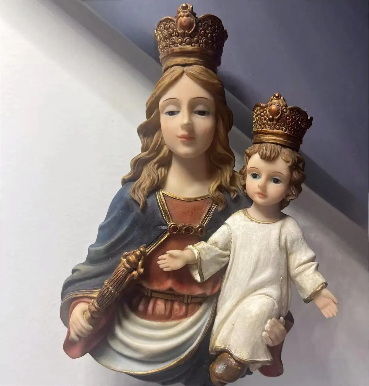 OEM Factory Customized Animal Head Decoration Polyresin Animal Wall Decoration Crafts Plastic Deer Craft Plastic Animal Head Sculpture Manufacturer in China