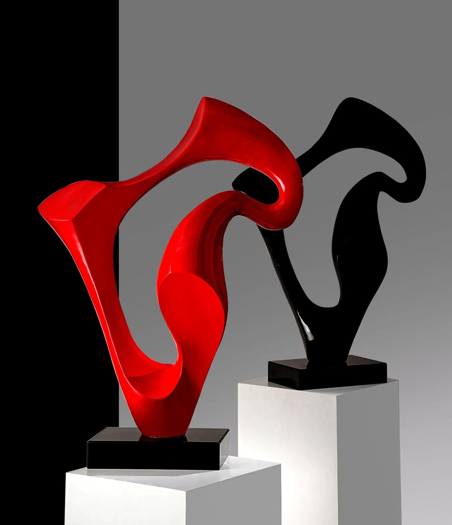 Modern Art Abstract Decorative Distorted Shape Resin Crafts Sculpture Decoration