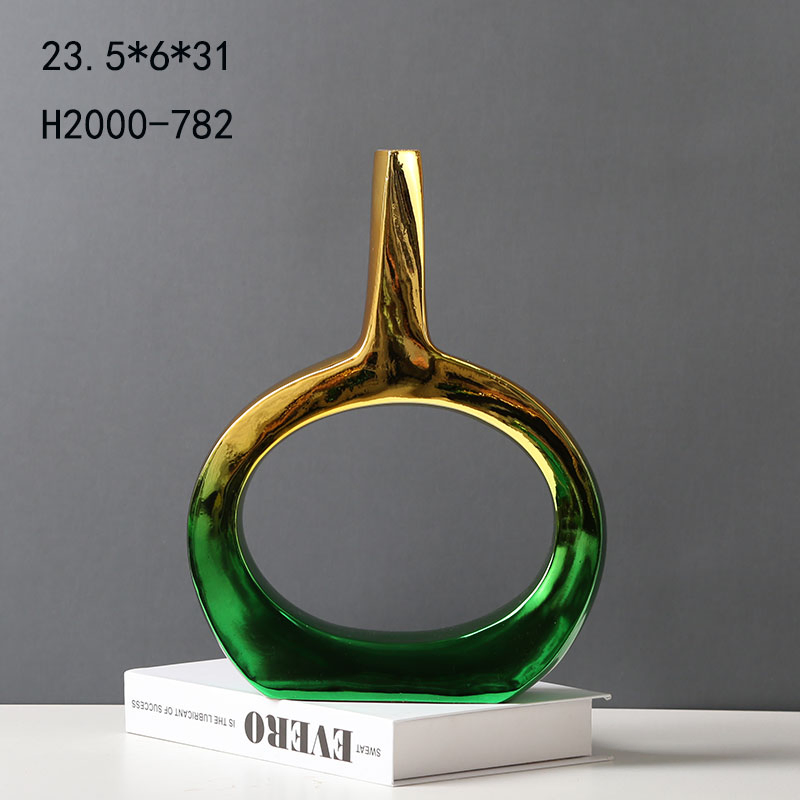 Modern Creative Home Decorative Crafts Resin Vase Figure Model Kits