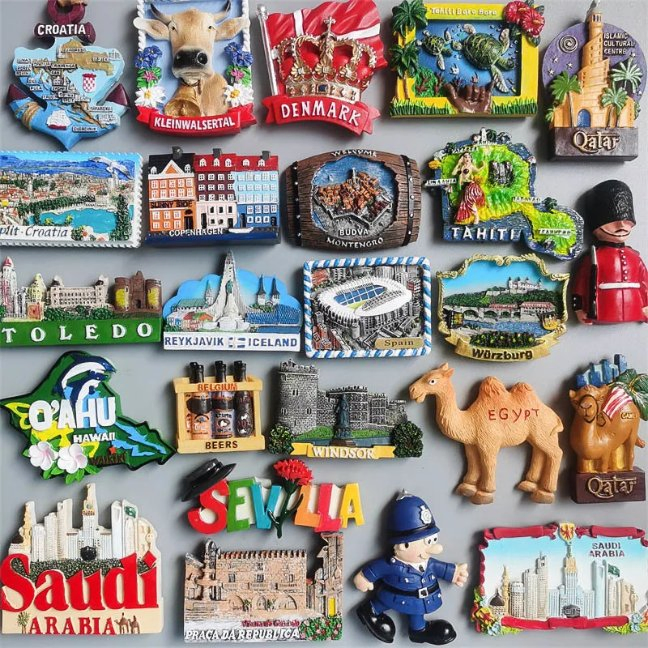 Wholesale Price OEM Manufacturer Tourist Gifts Fridge Magnets Decorative Plates Water Snow Globes Buildings Plastic Polyresin Crafts Poly Resin Souvenir Factory