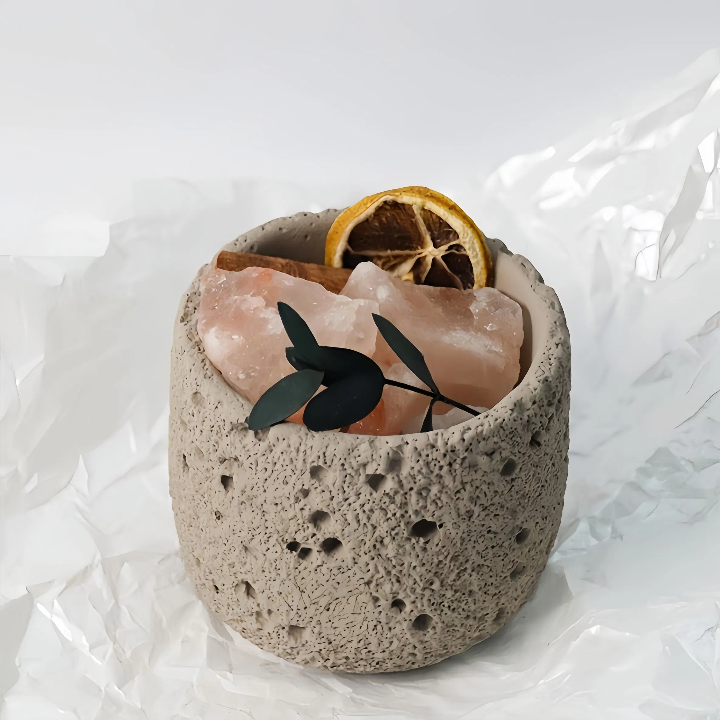 Rustic Textured Concrete Jar Himalayan Pink Salt Scented Candle with Cinnamon &amp; Dried Lemon for Home Fragrance &amp; Relaxation